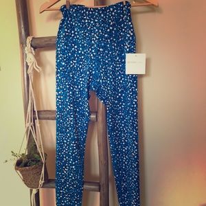 NWT Beyond Yoga Lux High Waisted Long Leggings